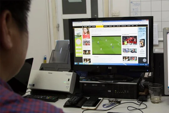 “Bóng đen” vi phạm bản quyền đang bao phủ thị trường truyền hình trả tiền, khiến các doanh nghiệp lo ngại. Ảnh minh hoạ: Internet