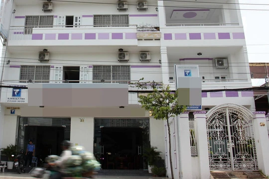 Khách sạn nơi xảy ra vụ việc.- Ảnh: SL.