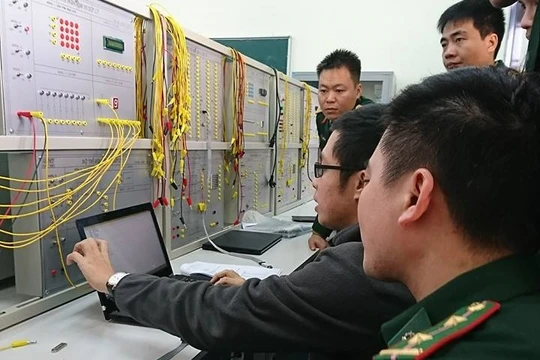 Chương trình học của Hệ thống nhúng và điều khiển tự động - HV KTMM được xây dựng trên cơ sở khảo sát các doanh nghiệp như Foxconn, Samsung tại khu công nghiệp Bắc Ninh. Ảnh minh hoạ: Internet