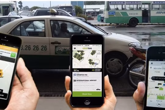 Chính phủ đã đồng ý cho phép thí điểm áp dụng hợp đồng điện tử trong loại hình kinh doanh vận tải hành khách bằng xe hợp đồng. Thời gian thí điểm 2 năm (từ tháng 1/2016). Ảnh minh hoạ: Internet