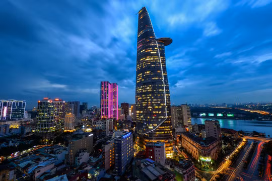 TP.HCM là trung tâm kinh tế, văn hóa, khoa học, công nghệ, giáo dục - đào tạo, y tế của cả nước và là cửa ngõ giao thương về kinh tế, giao lưu văn hóa lớn của khu vực Đông Nam Á. Ảnh minh hoạ: Internet