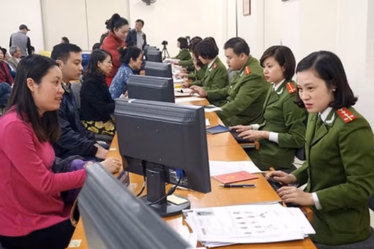 Cơ sở dữ liệu quốc gia về dân cư đang triển khai chậm 2 năm so với dự kiến. Ảnh minh hoạ: Internet