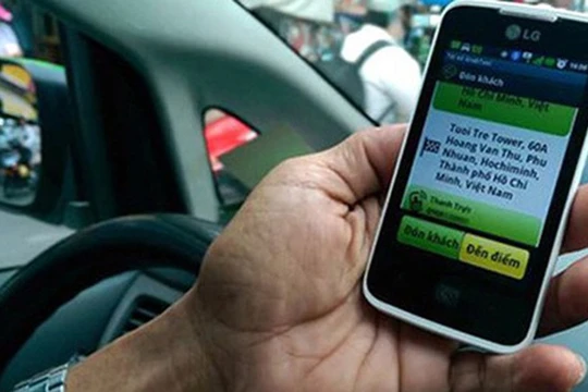 Theo quy định của Bộ GTVT, các đơn vị kinh doanh vận tải hành khách theo hợp đồng và lái xe chỉ được đón, trả khách tại các địa điểm đã ghi trong hợp đồng và thu cước vận tải theo giá trị hợp đồng đã ký kết. Ảnh minh hoạ: Internet