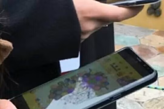 Hình ảnh một chiếc điện thoại được cho là Galaxy S8.