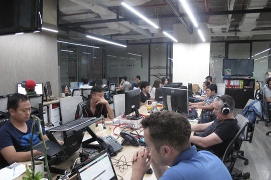 Sự phát triển của các công ty khởi nghiệp công nghệ có liên quan mật thiết đến chất lượng lẫn số lượng nhân lực IT trong nước (ảnh chụp tại không gian làm việc chung Dreamplex) - Ảnh: C.Nhật