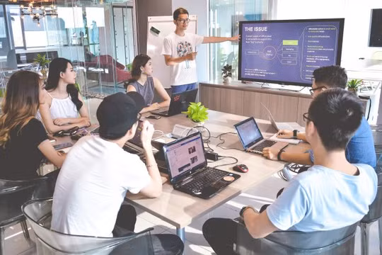  54% người sử dụng không gian làm việc chung (co-working space) là sáng lập hoặc nhân viên của các công ty khởi nghiệp và gần 14% là người làm việc tự do hoặc tự kinh doanh. Ảnh minh hoạ: Internet
