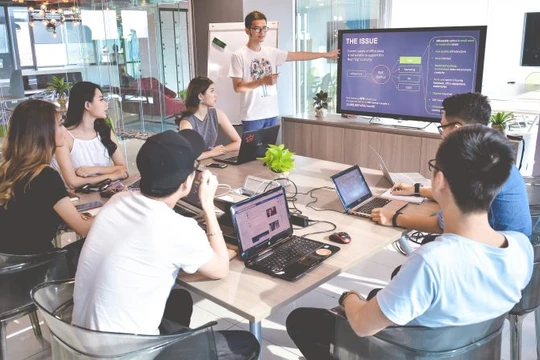  54% người sử dụng không gian làm việc chung (co-working space) là sáng lập hoặc nhân viên của các công ty khởi nghiệp và gần 14% là người làm việc tự do hoặc tự kinh doanh. Ảnh minh hoạ: Internet