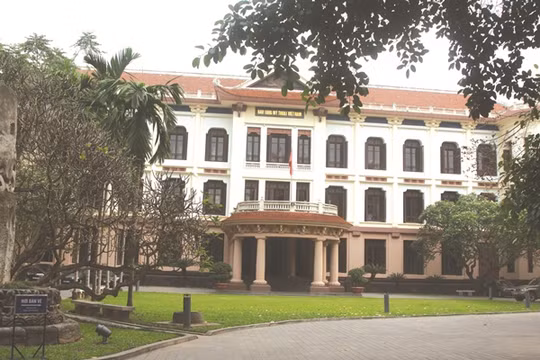 Bảo tàng Mỹ thuật Việt Nam, nơi lưu giữ một số bảo vật quốc gia và nhiều tác phẩm mỹ thuật nổi tiếng.