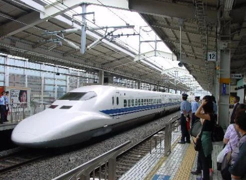 Một tuyến tàu cao tốc của Nhật