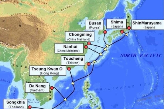 Tuyến cáp quang biển châu Á – Thái Bình Dương APG (Asia Pacific Gateway, chiều dài hơn 11.000km, nối từ Việt Nam đi các nước châu Á và Mỹ.