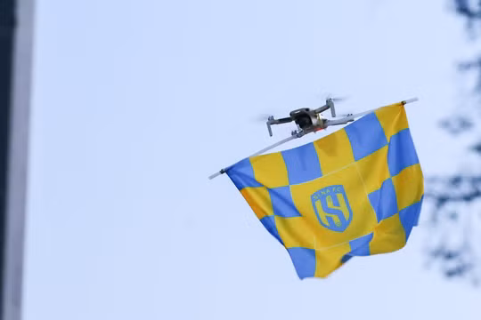 Nét đẹp trên sân Thống Nhất. Ảnh SLFC