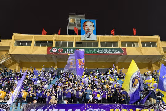 Đợi chờ chiến thắng. Ảnh HNFC.