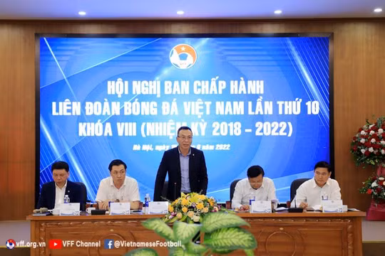 Hội nghị Ban chấp hành VFF lần thứ 10 khóa VIII (nhiệm kỳ 2018-2022) sẽ thông qua phương án tổ chức V-League theo khung thời gian giống giải châu Âu. Ảnh VFF.