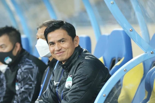 I will work harder (tôi sẽ làm việc chăm chỉ hơn). Ảnh HH.