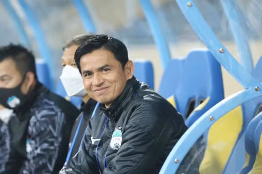 I will work harder (tôi sẽ làm việc chăm chỉ hơn). Ảnh HH.