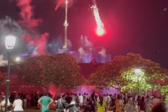 Hàng ngàn người hoảng hốt, tháo chạy khi xem hỏa pháo súng thần công ở Huế