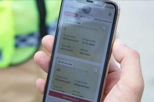 Cục CSGT: Người dân có thể đăng ký cấp, đổi giấy phép lái xe online