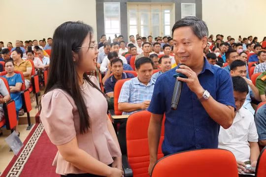 Tập huấn AI tại Quỳnh Nhai: Gần 500 cán bộ tham gia, hiện thực hóa Nghị quyết 57-NQ/TW