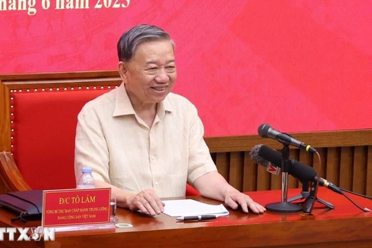 Tổng Bí thư: Xây dựng đội ngũ cán bộ đủ năng lực đưa đất nước vào kỷ nguyên mới