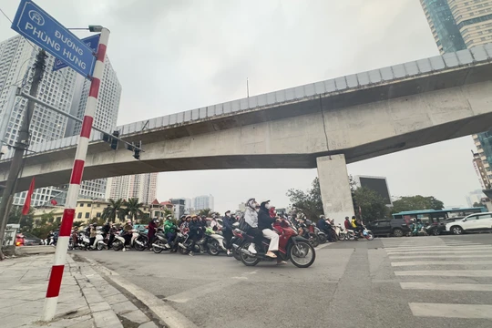 Hà Nội đề xuất tăng mức phạt gấp 2 lần Nghị định 168: Chuyên gia giao thông nói gì? 