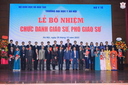 Đừng để trí thức thành nạn nhân mỗi đợt xét giáo sư, phó giáo sư