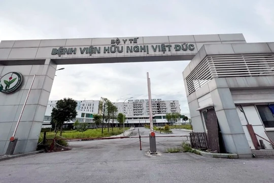 Kiến nghị xử lý trách nhiệm lãnh đạo Bộ Y tế liên quan 2 dự án bệnh viện chậm tiến độ