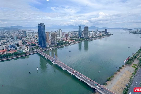 Dự kiến hợp nhất tỉnh Quảng Nam và thành phố Đà Nẵng, lấy tên là thành phố Đà Nẵng, trung tâm chính trị - hành chính đặt tại thành phố Đà Nẵng.