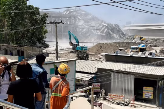 Động đất 7,7 độ richter tại Myanmar, Thái Lan rung chuyển, Hà Nội và TP.HCM cảm nhận rõ rung lắc