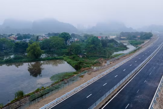 Thu phí đường cao tốc Nhà nước đầu tư cao hay thấp?