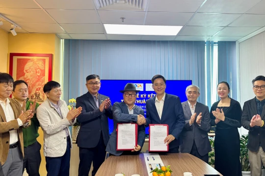 DCC ký kết biên bản hợp tác với VK Media & Trading, mở rộng kết nối nội dung và giao lưu Việt - Hàn