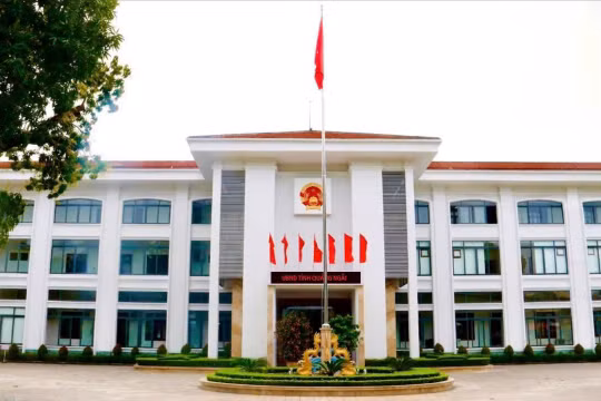 Chế độ chủ tịch UBND là thủ trưởng và cơ chế giám sát