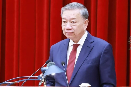 Tổng bí thư Tô Lâm: Thực hiện đồng bộ việc tinh gọn bộ máy gắn với cơ cấu lại đội ngũ cán bộ