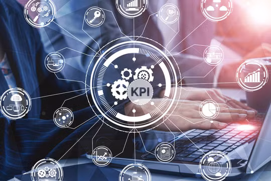 Trung Quốc đã thiết kế và áp dụng hệ thống KPI nhằm tạo động lực cho cán bộ làm việc hết mình. Ảnh minh họa