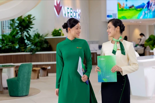 Tăng trưởng tín dụng bứt phá, VPBank báo lãi 2024 hơn 20 nghìn tỷ đồng