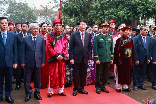 Lễ dâng hương tưởng nhớ các Vua Hùng