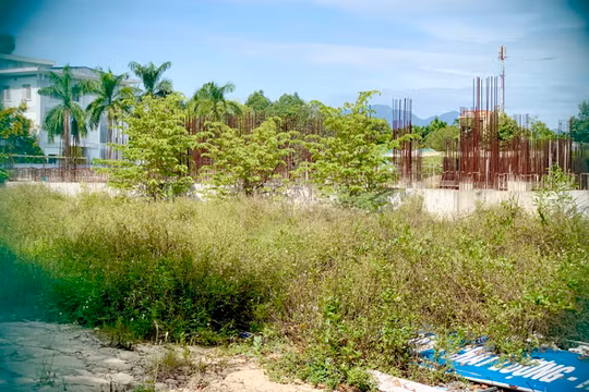 Quảng Ngãi: Dự án bệnh viện nghìn tỷ bỏ hoang trên đất “vàng”