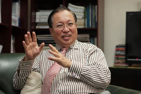 GS Augustine Hà Tôn Vinh