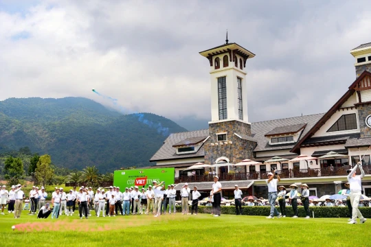 Khai mạc Giải golf Truyền thông số Cúp VietTimes “Nâng bước em đến trường” lần thứ nhất