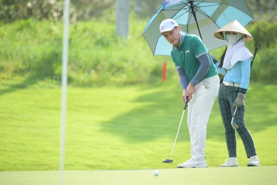 Những hình ảnh ấn tượng tại Giải golf Truyền thông số cúp VietTimes lần II/2025