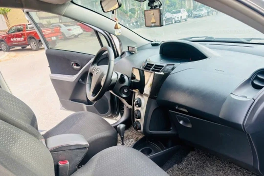 Lý do mẫu xe của Toyota nhập khẩu từ Nhật cách đây 14-15 năm vẫn giữ giá khó tin