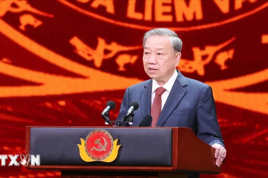 Phát biểu của Tổng Bí thư Tô Lâm tại Lễ trao Giải Búa liềm Vàng lần thứ IX