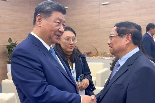 Thủ tướng Phạm Minh Chính gặp Tổng Bí thư, Chủ tịch nước Trung Quốc Tập Cận Bình