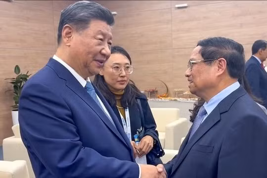 Thủ tướng Phạm Minh Chính gặp Tổng Bí thư, Chủ tịch nước Trung Quốc Tập Cận Bình