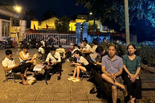 Ăn ngủ thâu đêm đấu giá đất ở Hoài Đức, lô cao nhất gấp hơn 18 lần giá khởi điểm