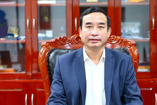 Ông Lê Trung Chinh, Chủ tịch UBND TP Đà Nẵng cho biết sẽ tạo điều kiện tốt nhất để cán bộ yên tâm công tác sau khi hợp nhất Đà Nẵng và Quảng Nam, góp phần phát triển Đà Nẵng trong tương lai.