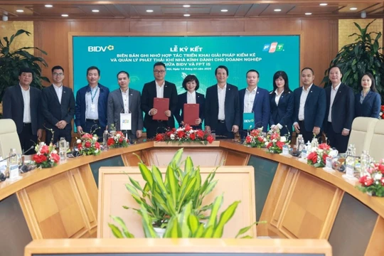 BIDV và FPT hợp tác triển khai giải pháp quản lý phát thải khí nhà kính