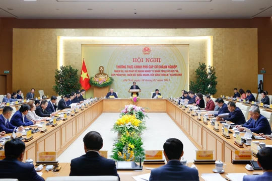 Thaco tham gia nghiên cứu sản xuất toa tàu đường sắt tốc độ cao