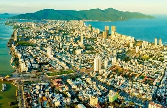 Chủ đầu tư The Legend Danang đẩy nhanh tiến độ thi công dự án