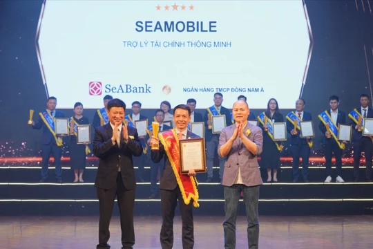 Ngân hàng số SeAMobile được xếp hạng 5 sao tại Giải thưởng Sao Khuê 2025