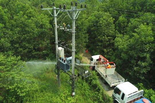  Fitch Ratings đánh giá tín nhiệm năm 2024 của EVNNPC ở mức BB+/Ổn định